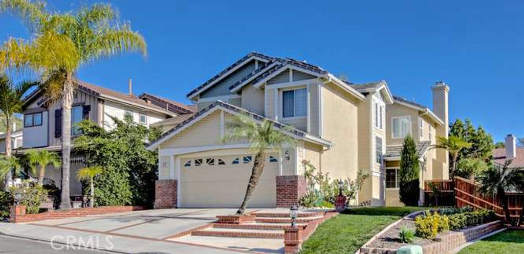 listing image 130723485253244200829
