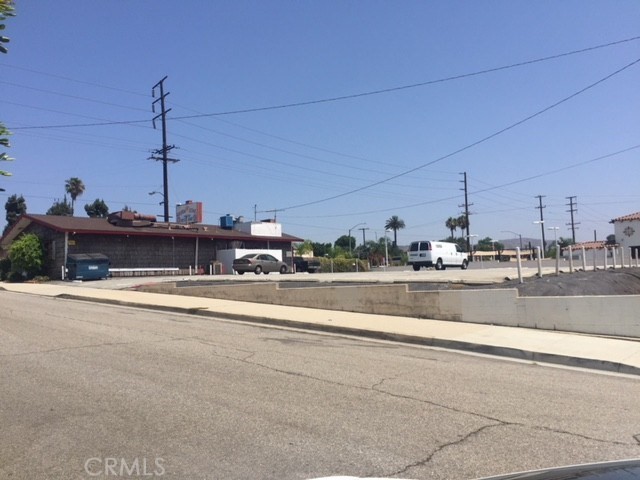 150 W Whittier Boulevard
