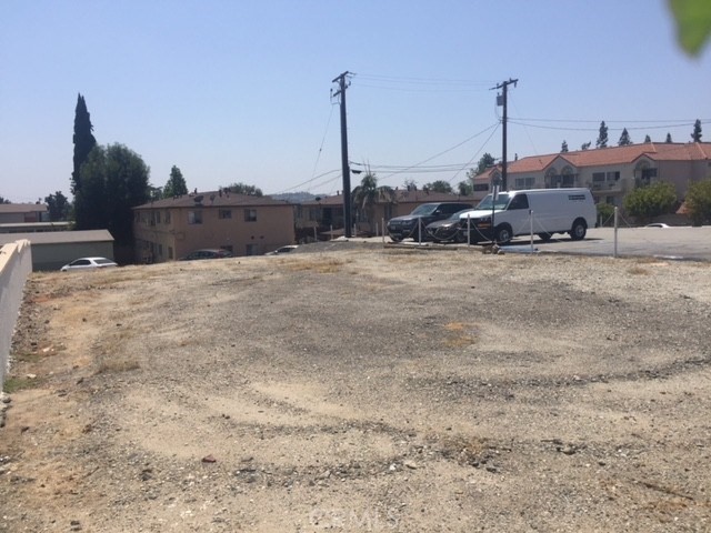 150 W Whittier Boulevard