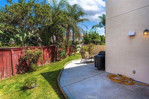 A home in El Monte