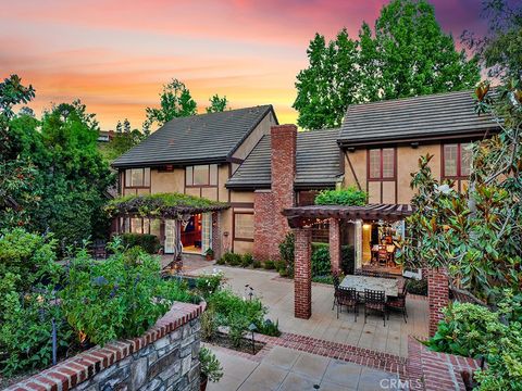 A home in North Tustin