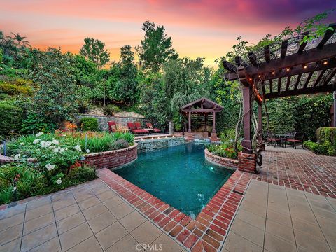 A home in North Tustin