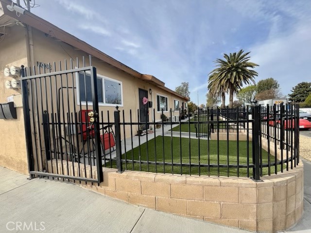 1030 W Romneya Drive