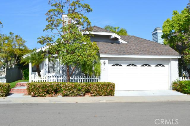Beautiful ** SINGLE STORY DETACHED CONDO** with great curb appeal in Woodbridge "The Seasons " rarely on the market. Three Bedrooms, Two Bathrooms, Two Car Attached Garage with Direct Access. This home boasts several upgrades: Stainless Steel Kitchen Appliances, Bright White Kitchen, Gas Range, Double Kitchen Sink, Bay Window, Quartz Countertops, Kitchen Island, Recessed Lights, Wood Laminate Flooring. Open Space Concept with plenty of Natural Light, Vaulted Ceilings, Scraped Ceilings, Fireplace, Baseboards, Wood Blinds, Surround Sound, Smarthome Insteon Wireless Technology. Carpet in Bedrooms, Master has Dual Vanity, Shower, Walk-in Closet with Mirrored Closet Doors and Direct Access to Patio. Second Bedroom is spacious with a Mirrored Wardrobe. Third bedroom is currently being used as a Den. Hall Bathroom has Marble Counter Vanity, Decorator Mirror, with a Shower over Tub. Central Air, Newer Roof, Newer Water Heater, Automatic Sprinkler System, Alarm System, Gas Laundry Hookups in Garage, Large Patio and Front Yard. Close to Schools, Shops, Trails, Parks, Lakes, Pools, and Entertainment.