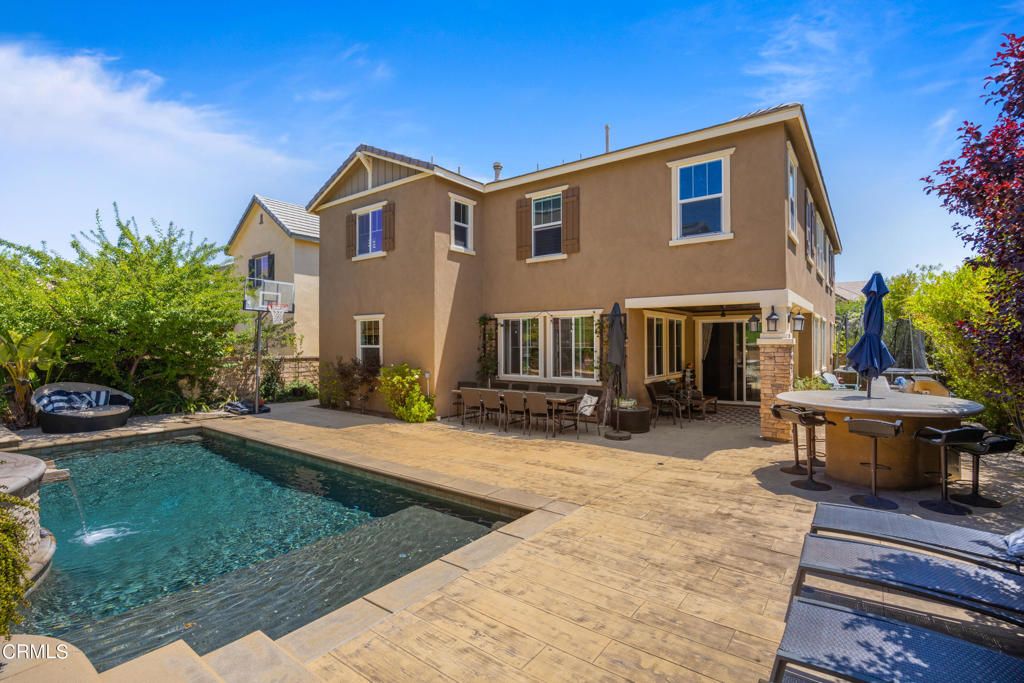 listing image 130723762225741572136