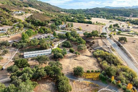 17520 Equestre Court Murrieta CA 92562