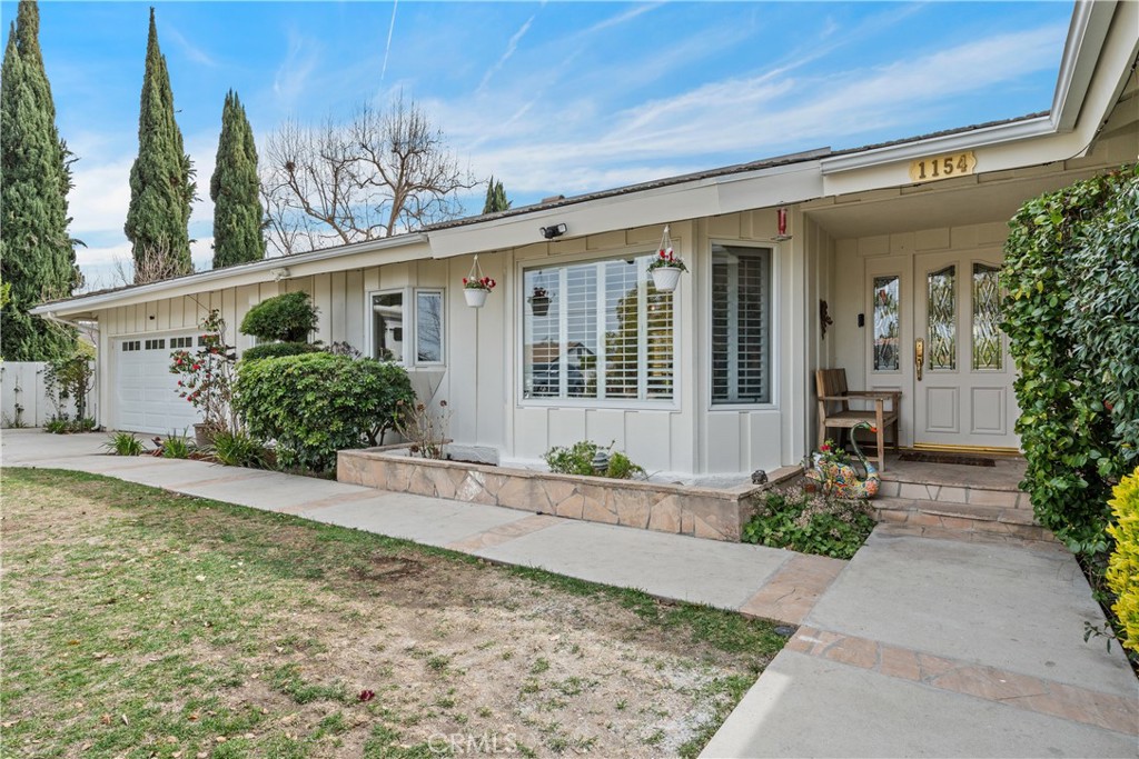 1154 La Jolla Drive