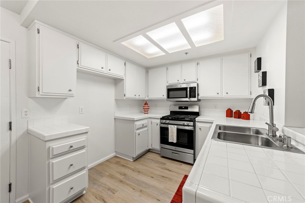 ,Hillcrest Senior Condos - Residential Lease