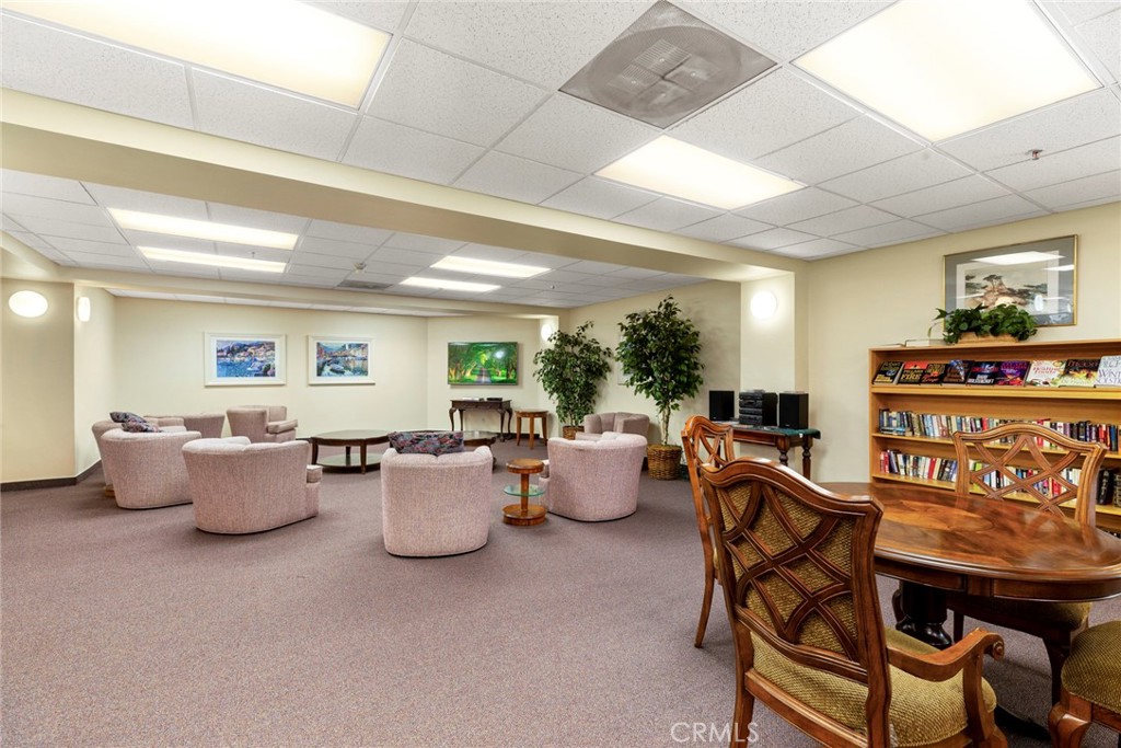 ,Hillcrest Senior Condos - Residential Lease