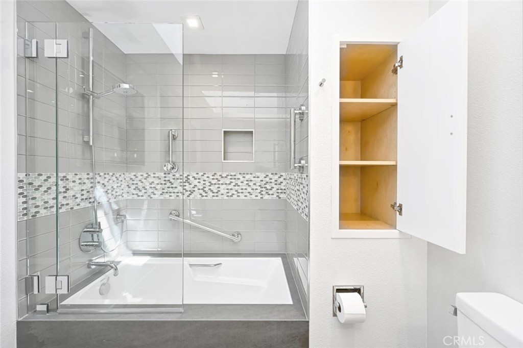 Leisure World (LW) - Residential