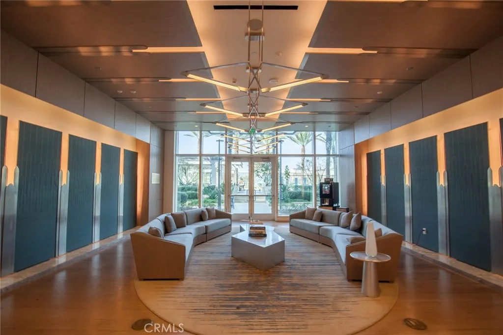 Los Angeles, California 90017, United States, ,1 BathroomBathrooms,Residential,Active,7662