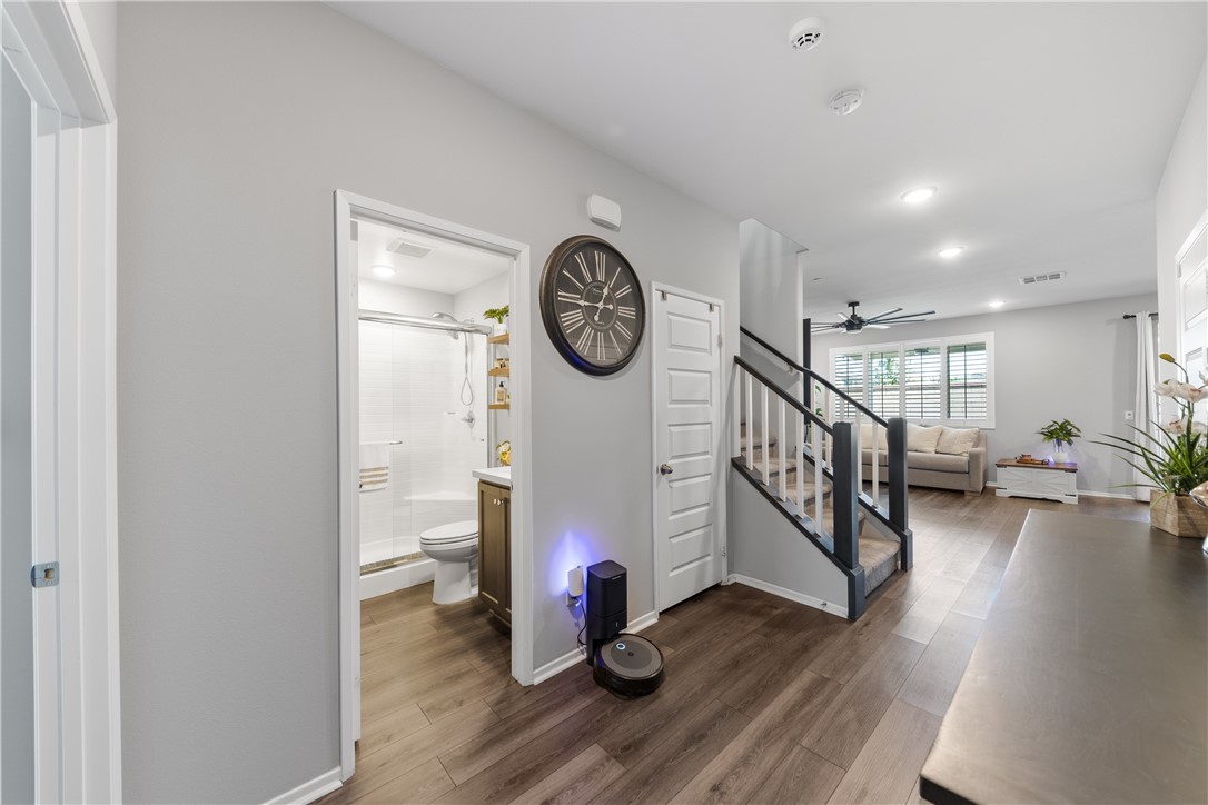 890 Oso Lane