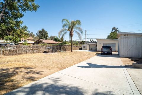 A home in Lake Elsinore