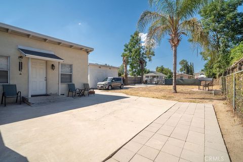 A home in Lake Elsinore