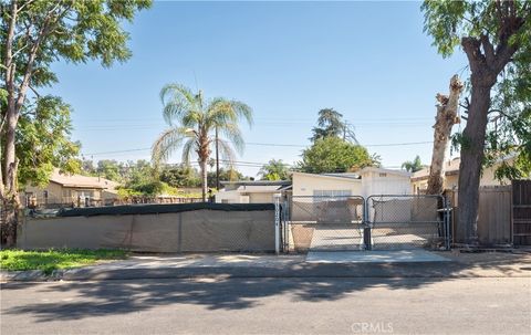 A home in Lake Elsinore