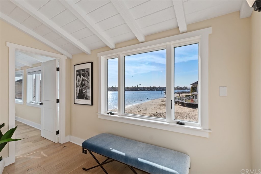 Corona del Mar South of PCH (CDMS) - Residential