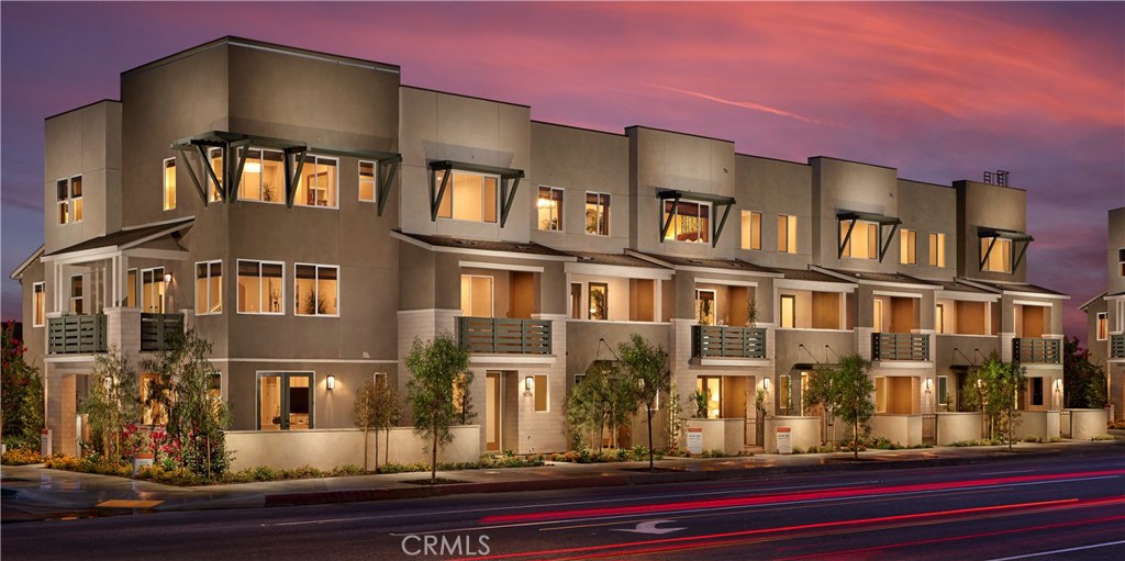 A brand new home in the new Solstice 70 neighborhood. Features 2 bedrooms and 2.5 baths with an attached 2-car garage. The spacious kitchen includes modern cabinetry, quartz counter-tops, GE stove/oven/microwave/dishwasher and under-cabinet lighting. If you love green features, in addition to the energy efficient appliances and LED recessed lighting, your new home has solar power included at no additional cost. Visit/call sales manager for full details. Select custom options available.