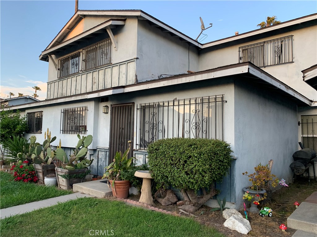 This community is a diamond in the rough! Reason is, all the condos are at least 3BR 2 BA with attached 2-car garage. The perfect family community. The perfect place for an entry-level buyer who can see the community's potential, which is a huge jump in value after the HOA gets its act together and realizes each units value will jump about $50k when all the units look like they can with the superficial deferred maintenance corrected. This unit is a sought-after floor plan with 2 BR & 1 Bath upstairs, and 1 BR & 1 Bath downstairs. Beautiful solid oak stairs. When the Kitchen was remodeled in 2014 it was done right. The old original kitchen drywall was completely removed and replaced with moisture-resistant green drywall (see photos). Kitchen has beautiful granite counters and good quality cabinets (made of plywood not particle board). A very large walk-in pantry is located adjacent dining area. Porcelain tile flooring. New forced-air heater circa 2018. Attached oversized 2-car garage with laundry connections. All new electrical service panel and breaker switches in 2024! Convenient street parking available just steps from front door.
The community appears to not be FHA approved. Seller choice of services. Please see showing instructions.