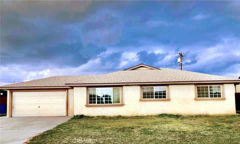 Photo of 636 W Pomona Avenue, Bloomington, CA 92316 (MLS # WS25059034)