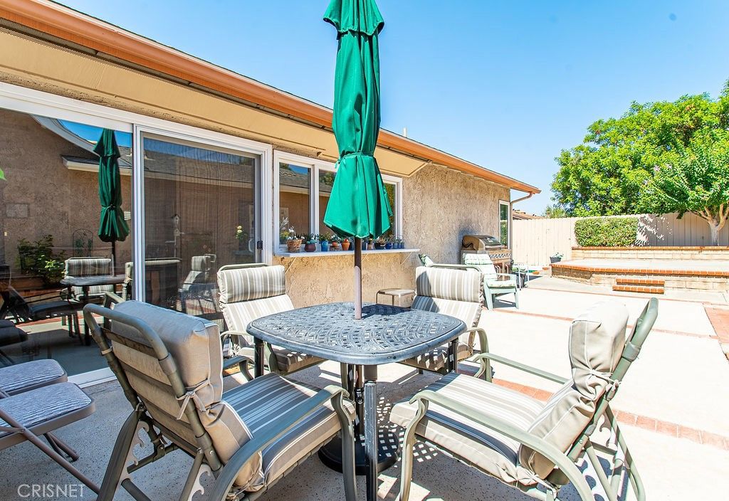listing image 130722314057924182919