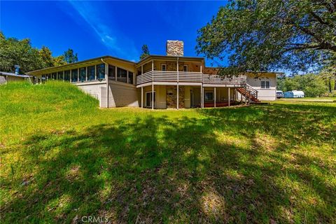 A home in Mariposa