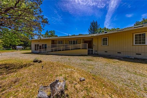 A home in Mariposa