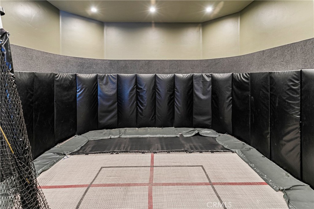 Arrowhead Woods (AWHW) - Residential