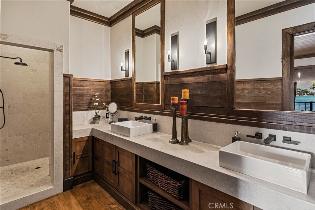 Arrowhead Woods (AWHW) - Residential