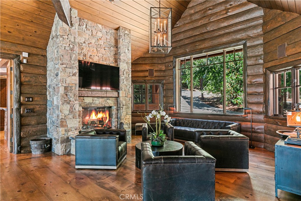 Arrowhead Woods (AWHW) - Residential