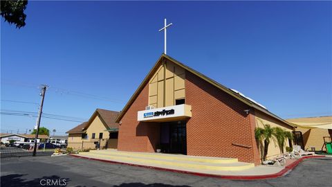 13522 Goldenwest Street Westminster CA 92683