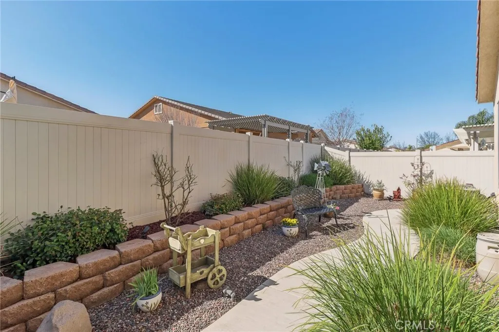 Hemet, California 92545, United States, 2 Bedrooms Bedrooms, ,2 BathroomsBathrooms,Residential,Active,86642