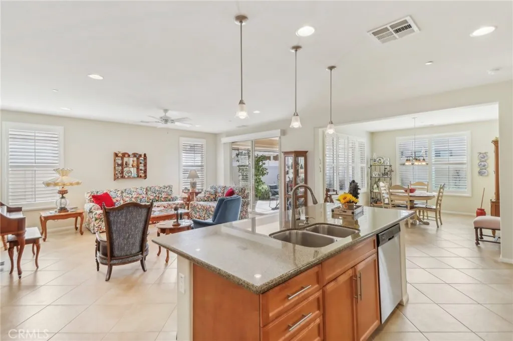 Hemet, California 92545, United States, 2 Bedrooms Bedrooms, ,2 BathroomsBathrooms,Residential,Active,86642