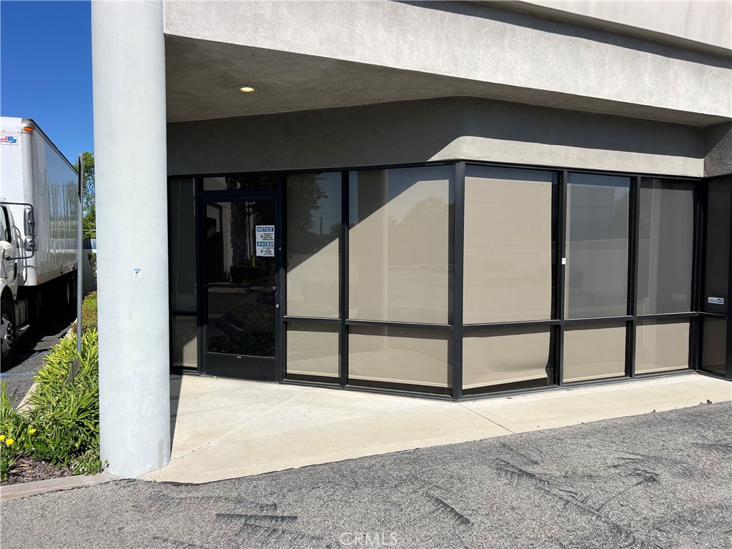 Properties 2 845 Meridian Street 9