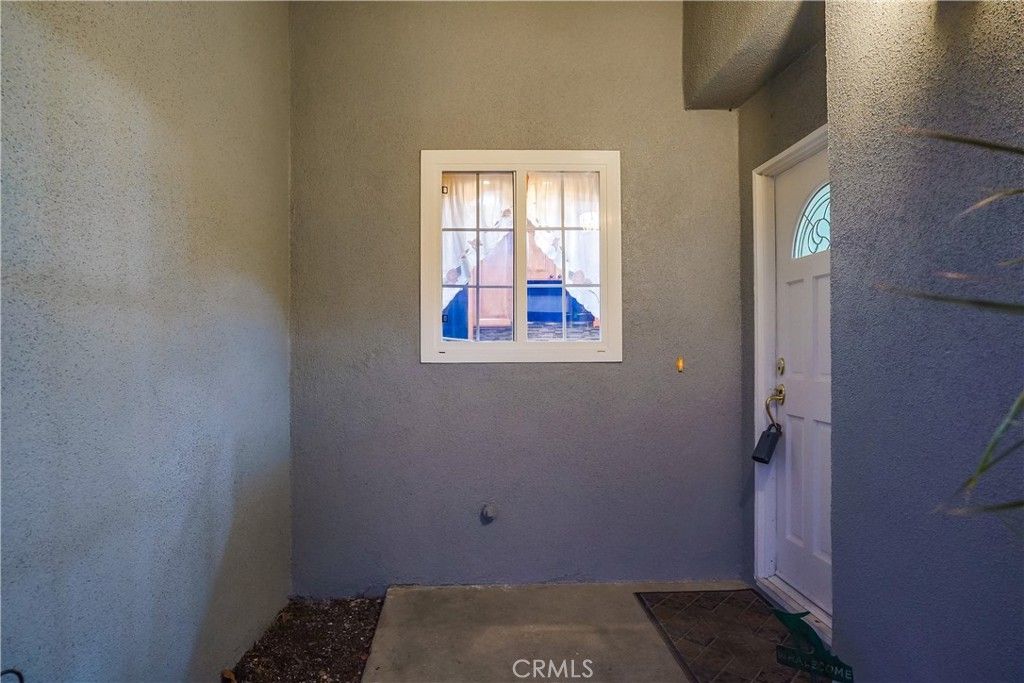 listing image 130726273159249341405