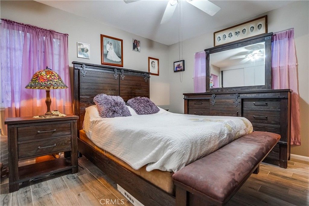 listing image 130722545142522315054