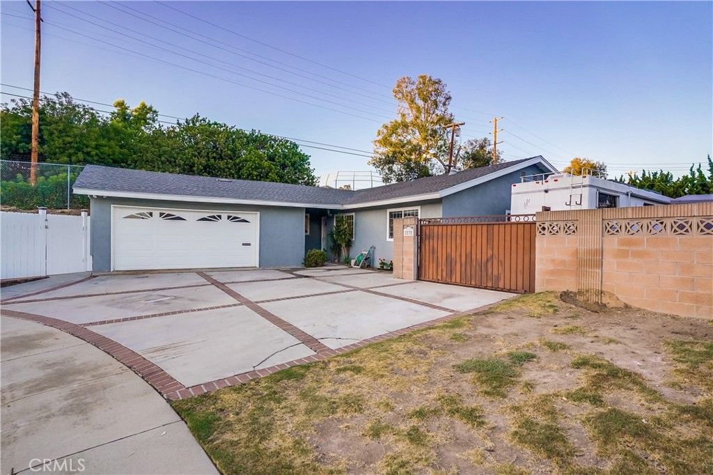 listing image 130723932256925515899