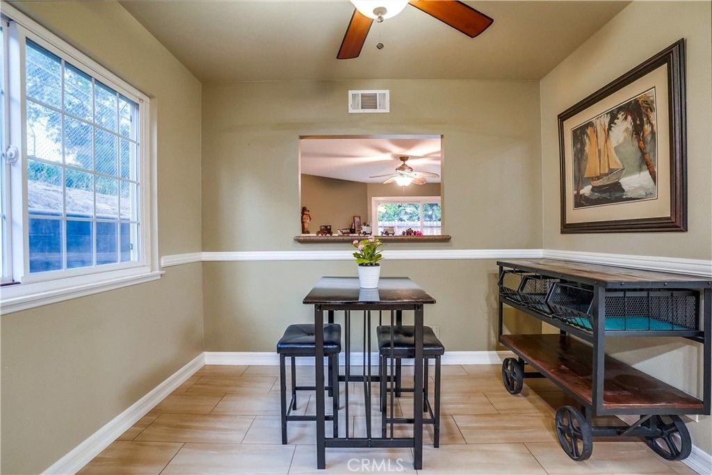listing image 130721263409936517075