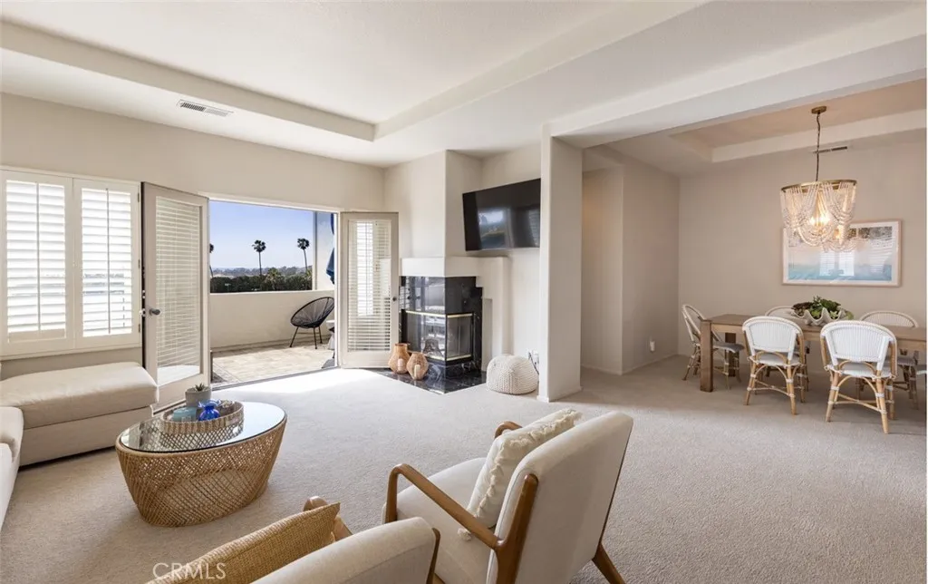 Dana Point, California 92629, United States, 2 Bedrooms Bedrooms, ,2 BathroomsBathrooms,Residential,Active,73006