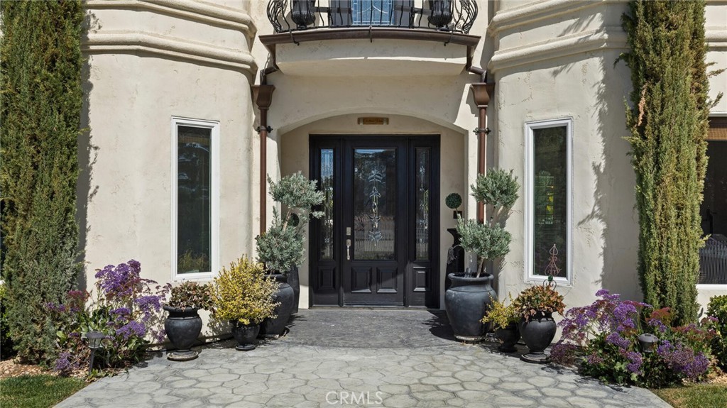 33120 Vino Way