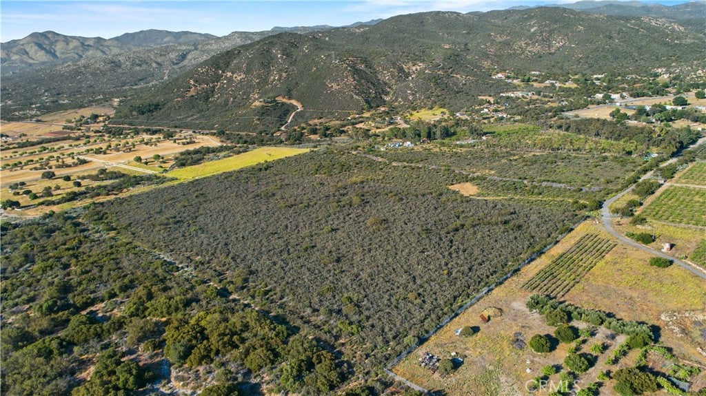 40 Winery Lane