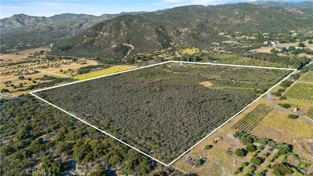 40 Winery Lane