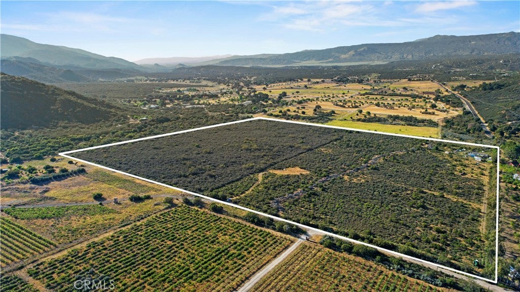 40 Winery Lane