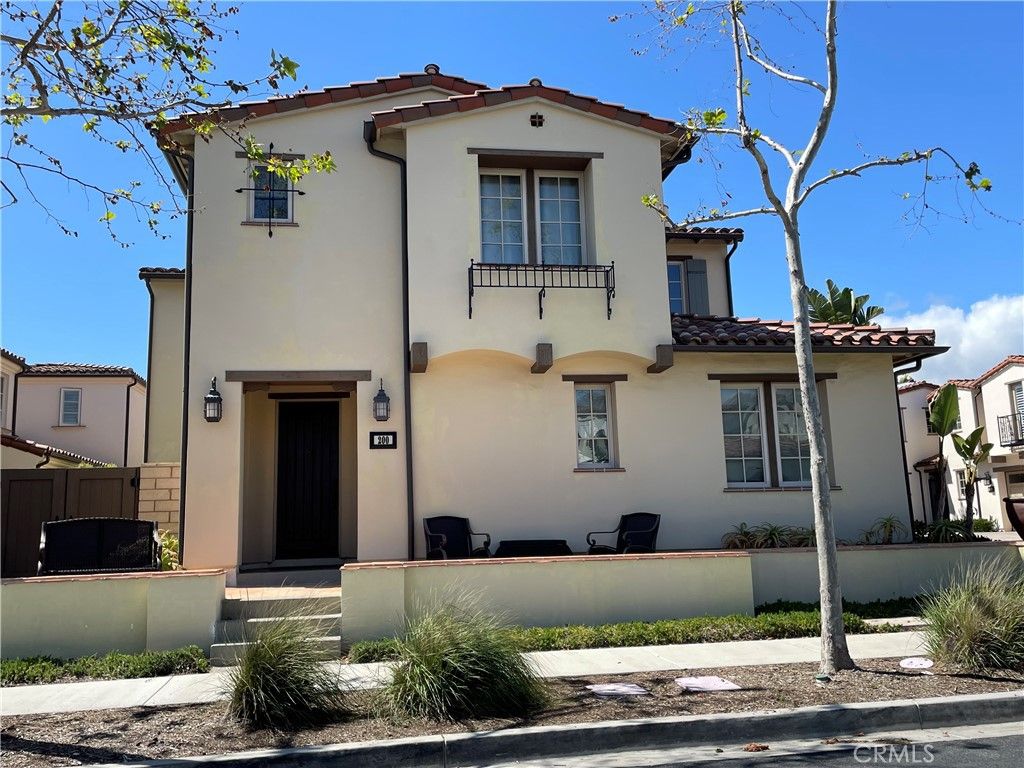 listing image 130729348473579482534