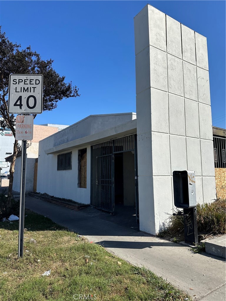 Ideally Located Medical Office Building. Across The Street From the St. Francis Medical Center In Lynwood, CA. Rare HMD (hospital, medical and dental) Zoning--Ideal For Doctors, Chiropractors, Dentists, Etc. Large Enclosed Patio Area At Entry. Floorplan Includes Numerous Rooms Of Different Sizes And Bathrooms. Parking Spaces At The Rear Of The Building. Seller estimates about 35 -40% fire damage to The Building. Buyer to explore repairing the existing building or building new.