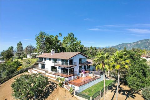 A home in La Verne