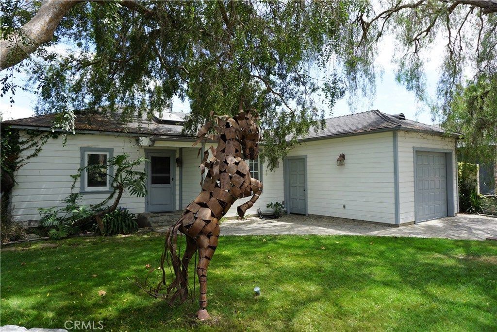 listing image 130721630340449275874