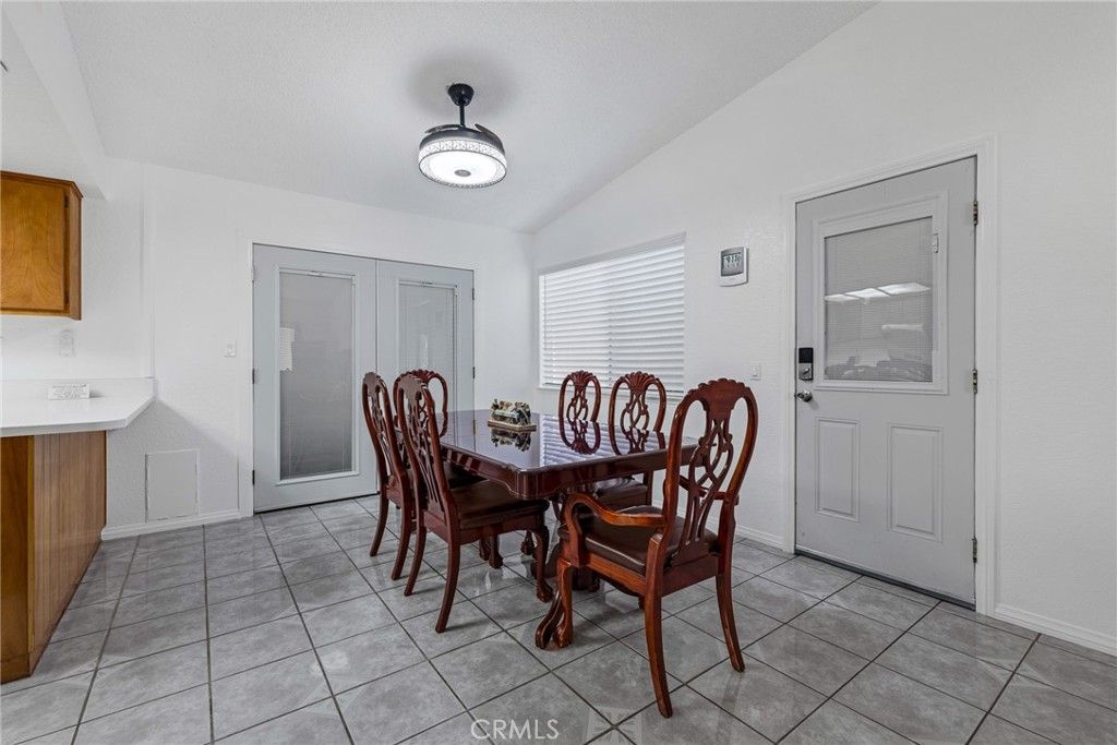 listing image 130723431350570334163