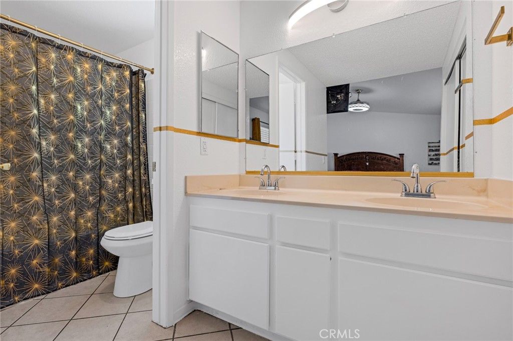 listing image 130724074687465459810