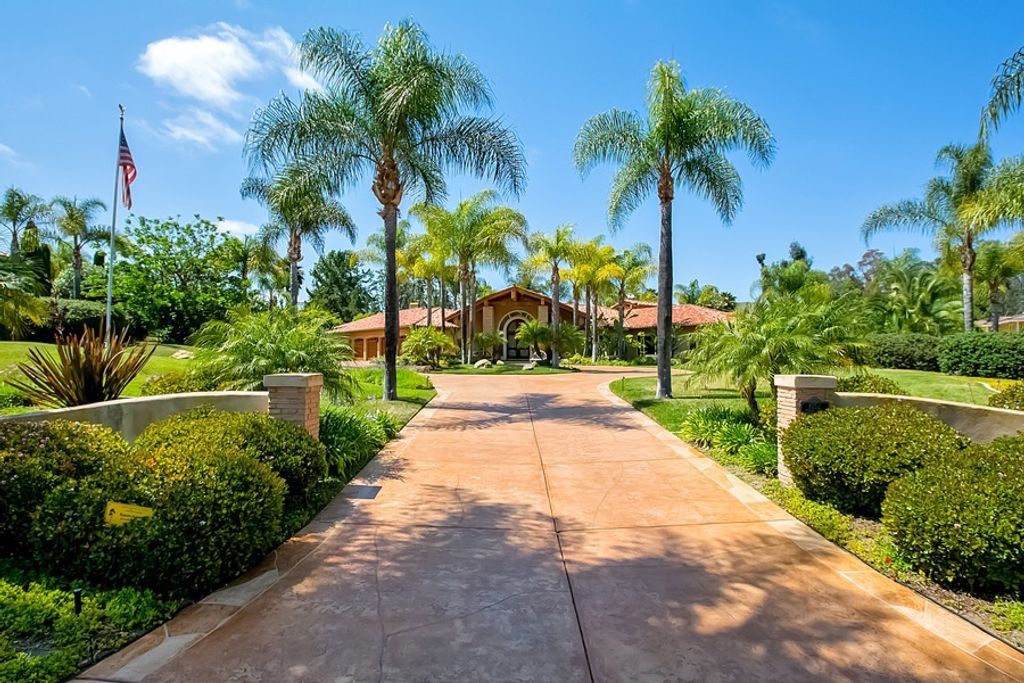 listing image 130727428956614952027