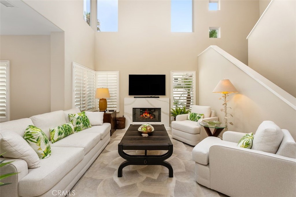 5564 Spinnaker Bay Drive